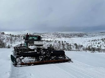 Endelig helg!!🤠 Masse nysnø og hele traseen nytråkket👏🎉 Kjøp løyve&kjør forsiktig😎